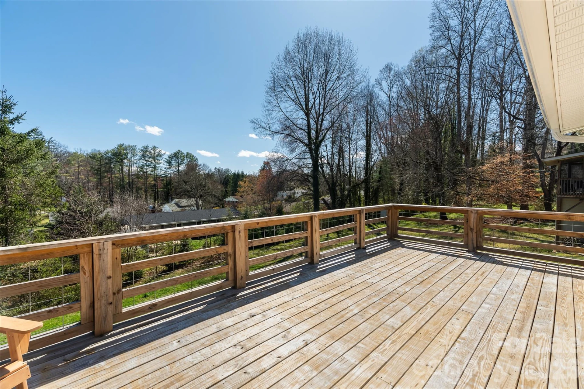338 Hawthorne Drive - Photo 18