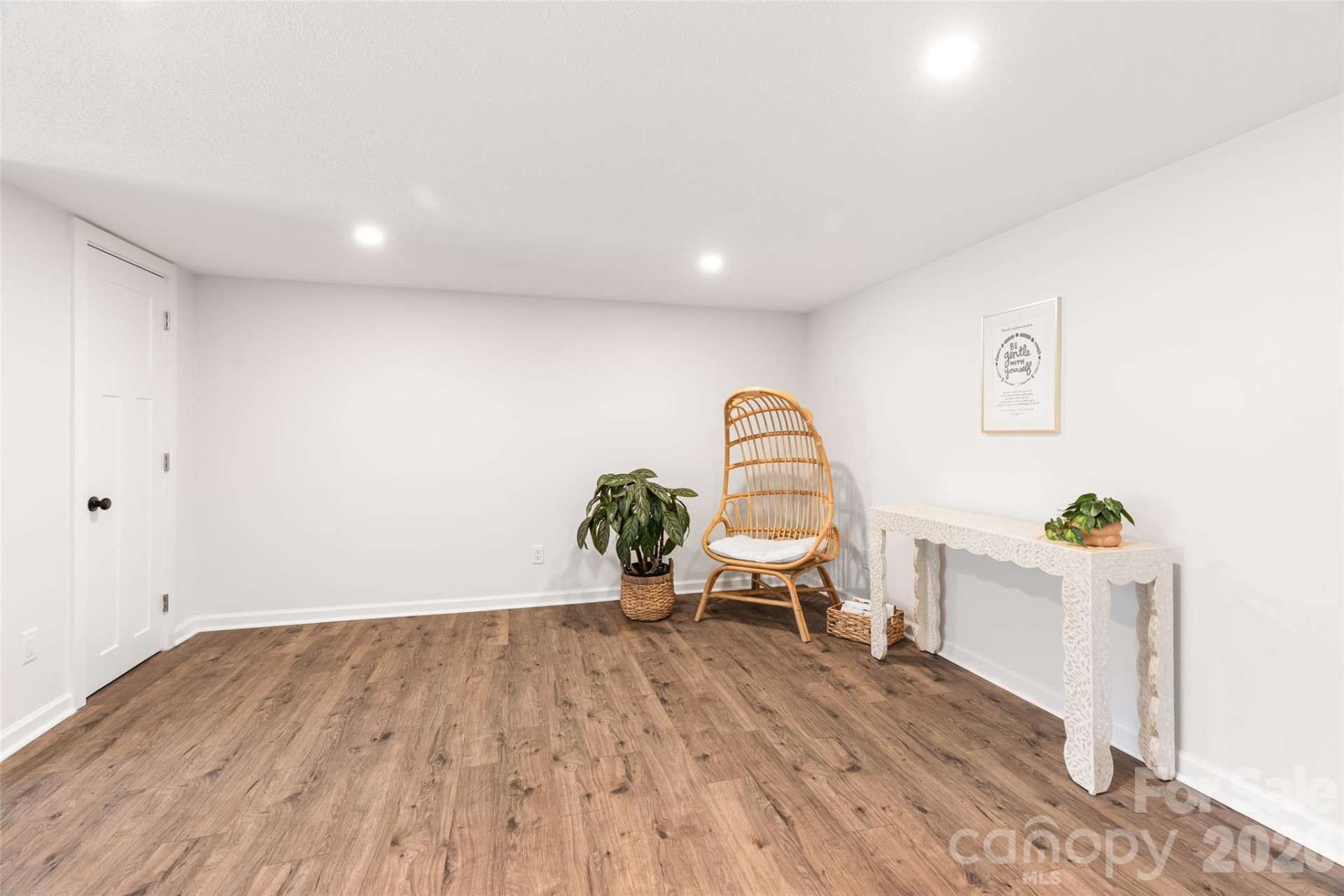 338 Hawthorne Drive - Photo 24