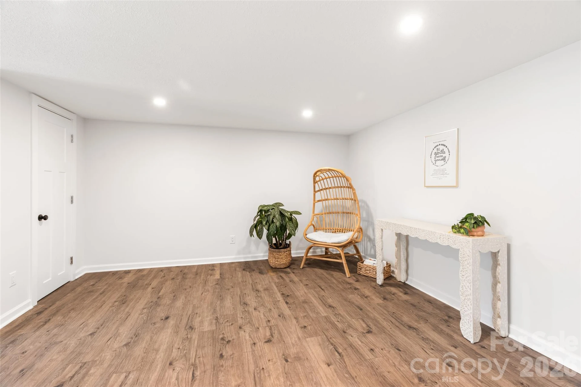 338 Hawthorne Drive - Photo 24