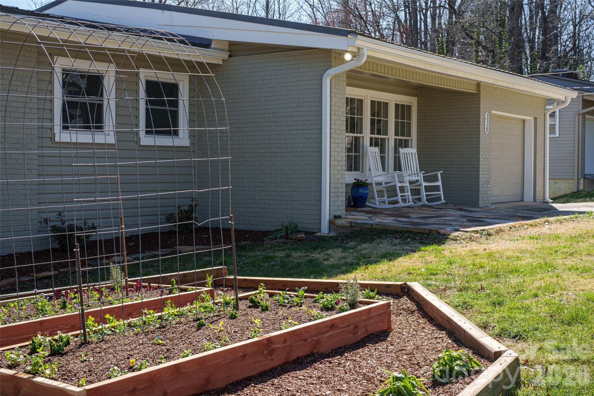 338 Hawthorne Drive - Photo 31