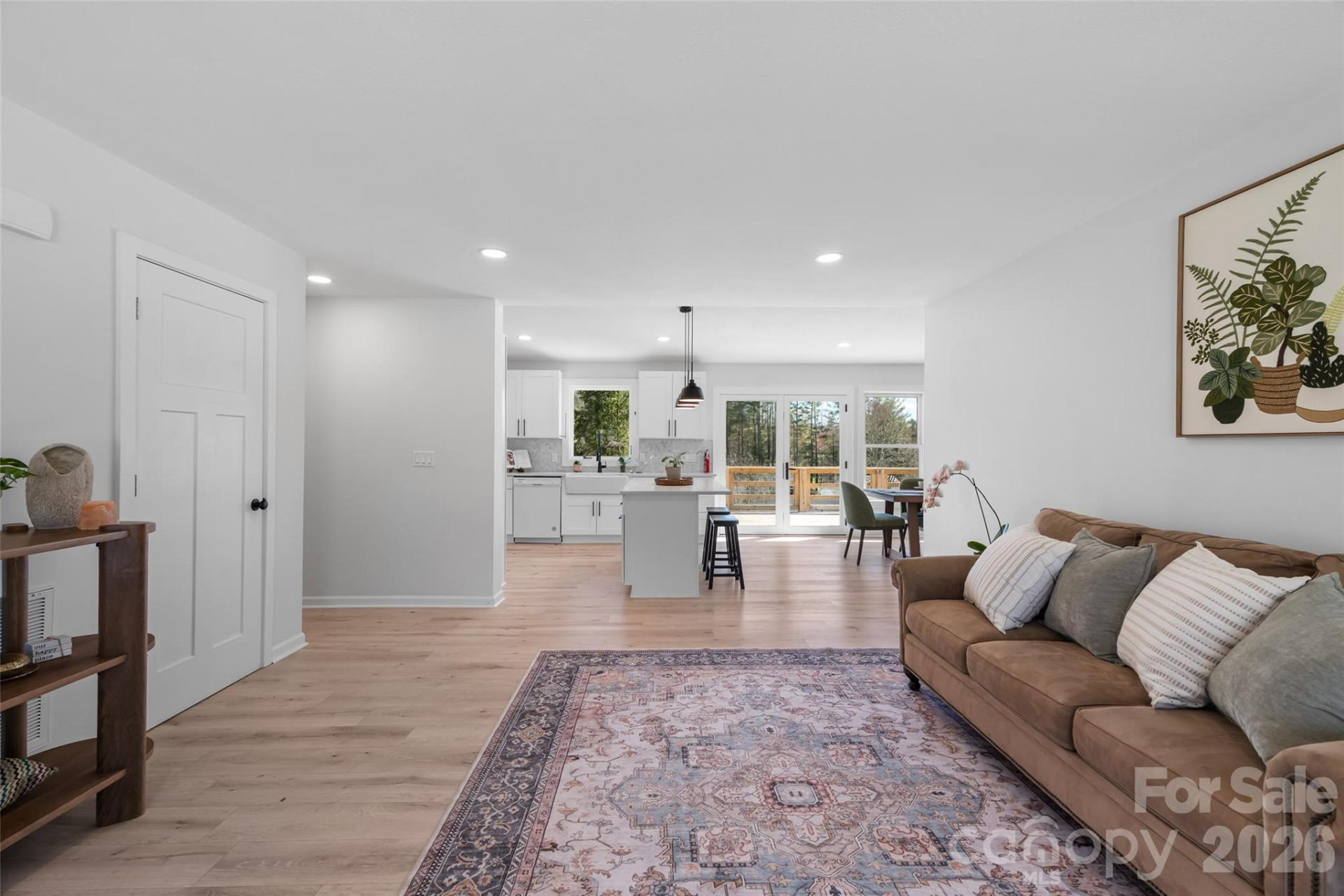 338 Hawthorne Drive - Photo 7