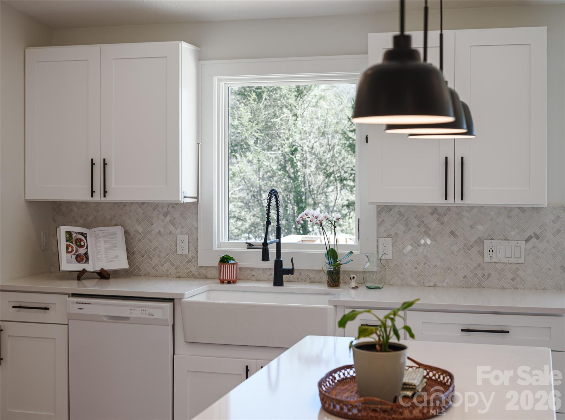 338 Hawthorne Drive - Photo 10