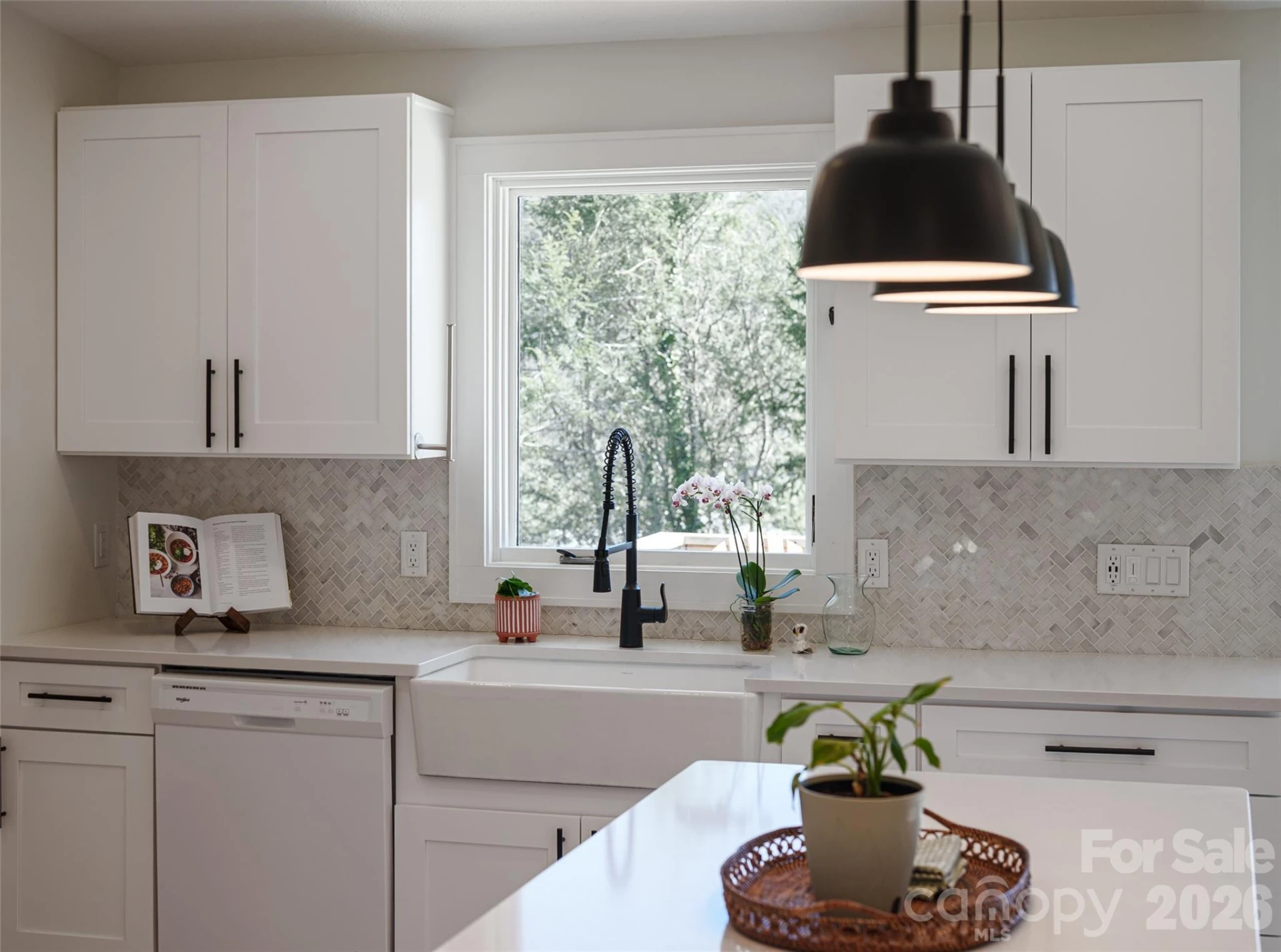 338 Hawthorne Drive - Photo 10