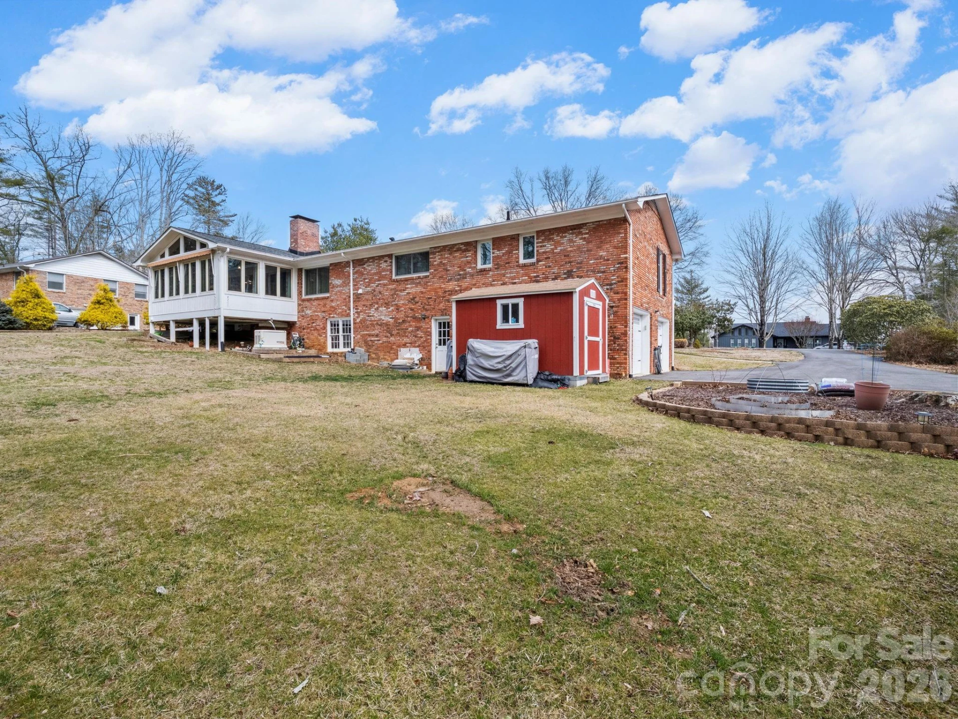 111 Hudson Drive - Photo 12