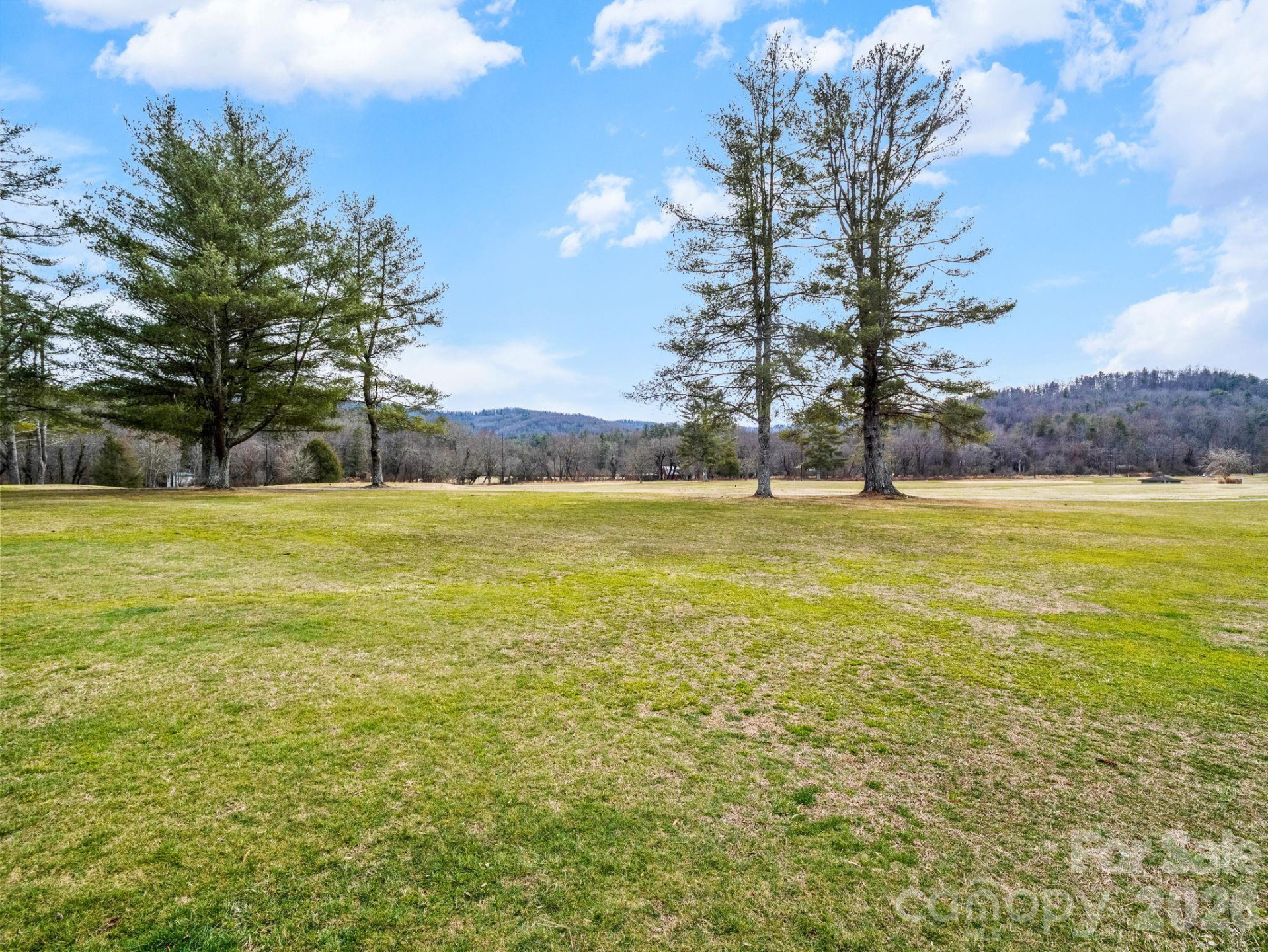 111 Hudson Drive - Photo 5