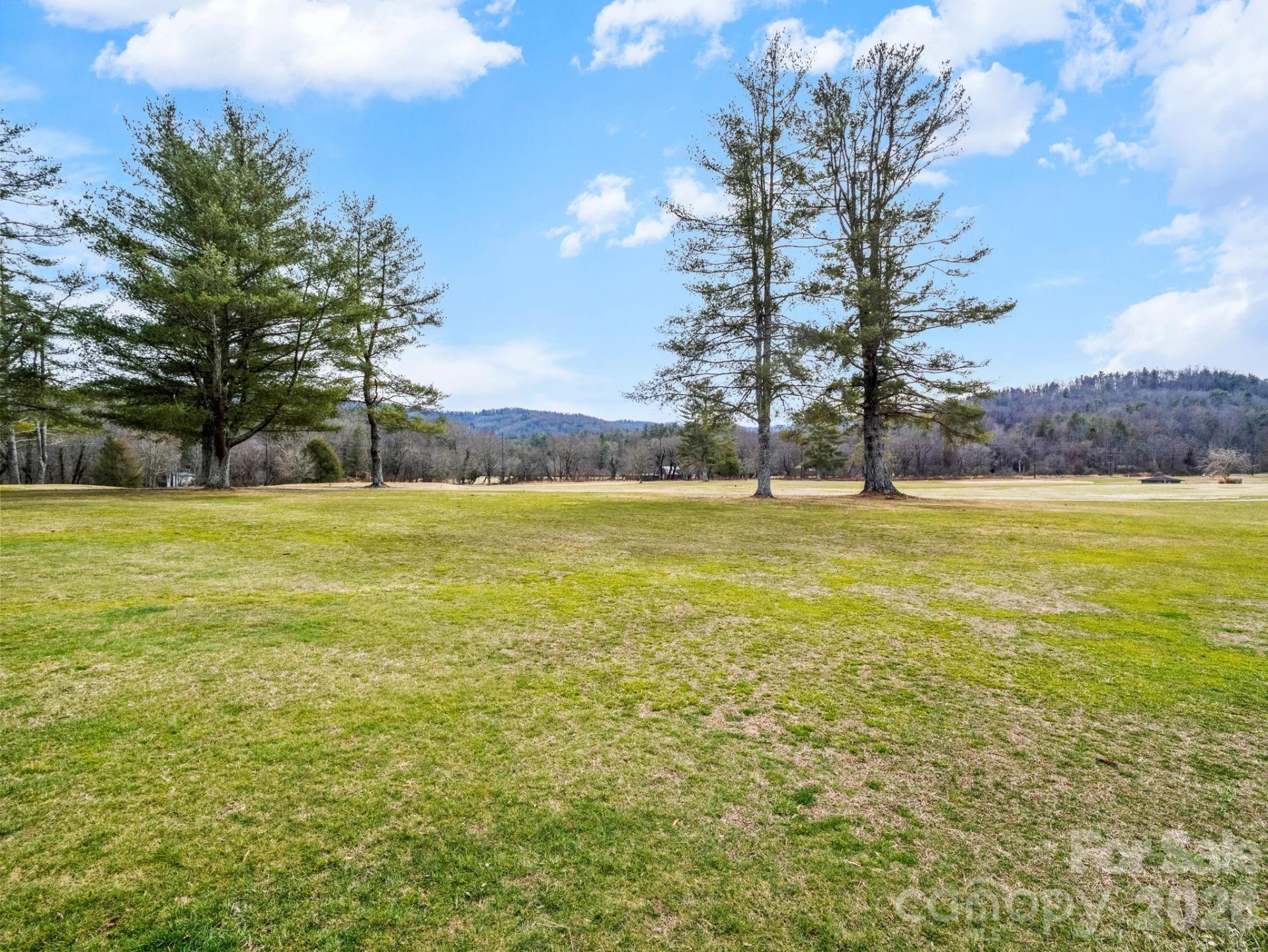 111 Hudson Drive - Photo 5