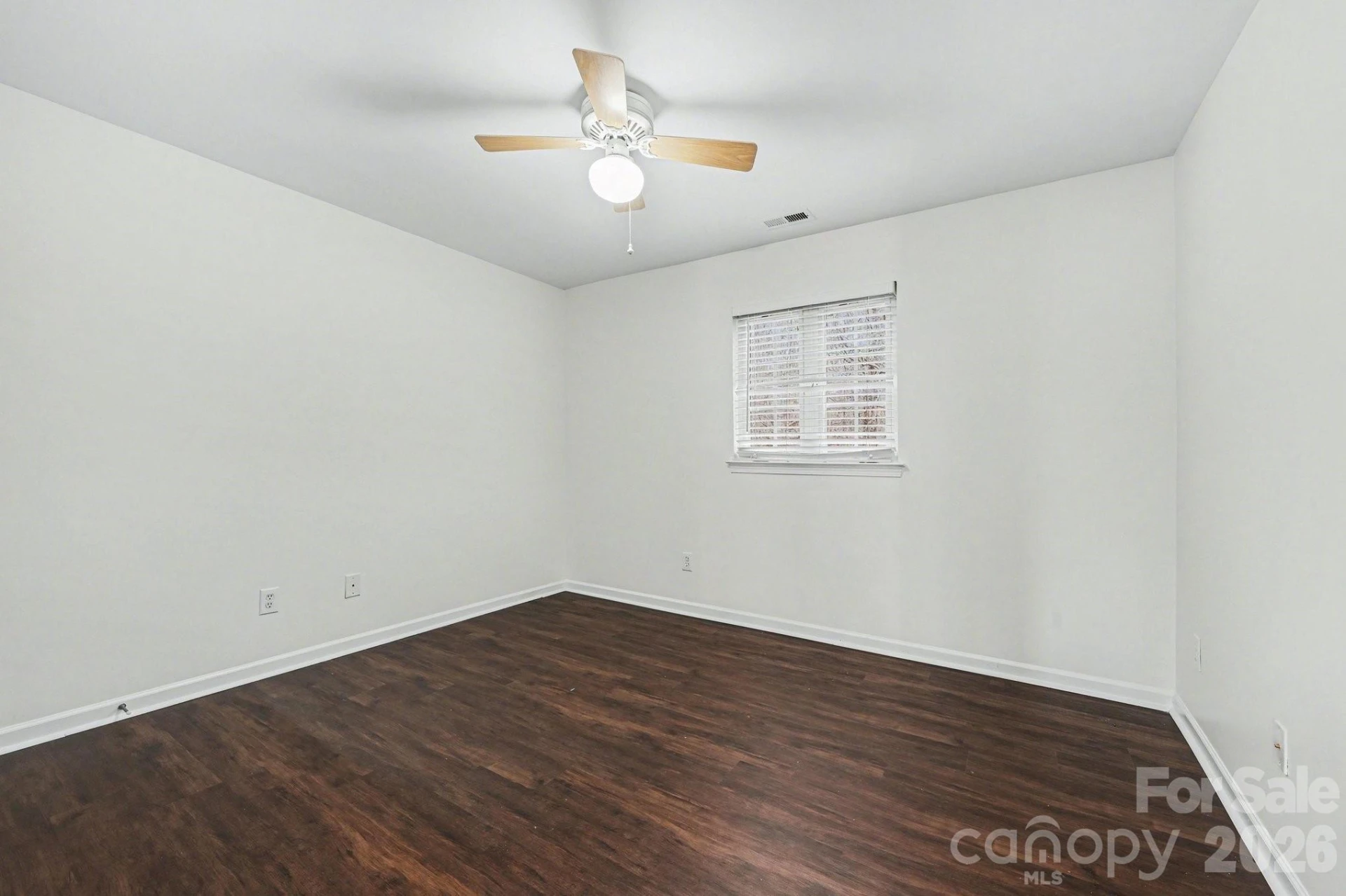 3007 Linstead Drive - Photo 12