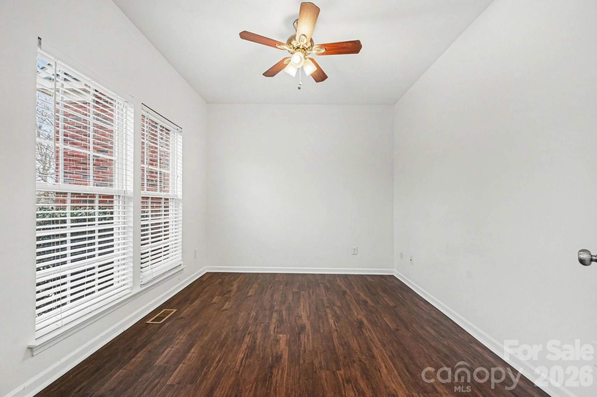 3007 Linstead Drive - Photo 17