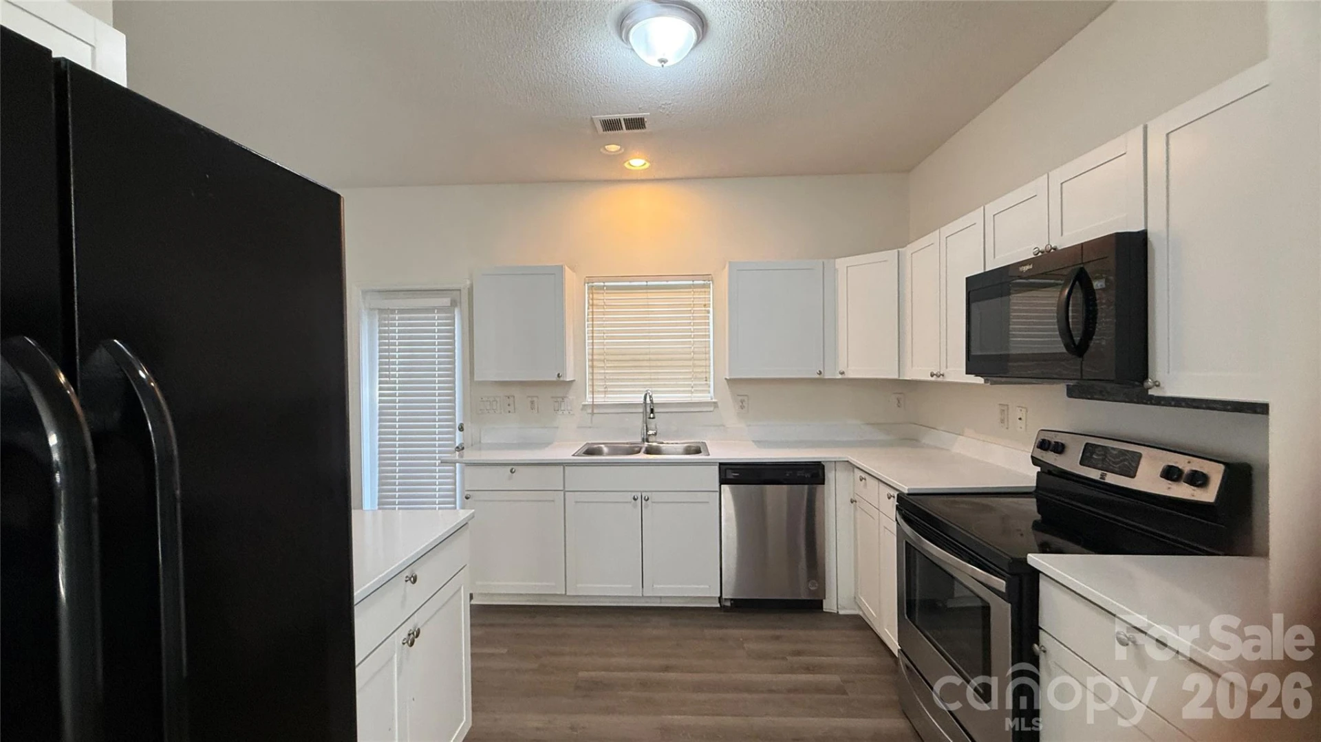 6832 Brachnell View Drive - Photo 2