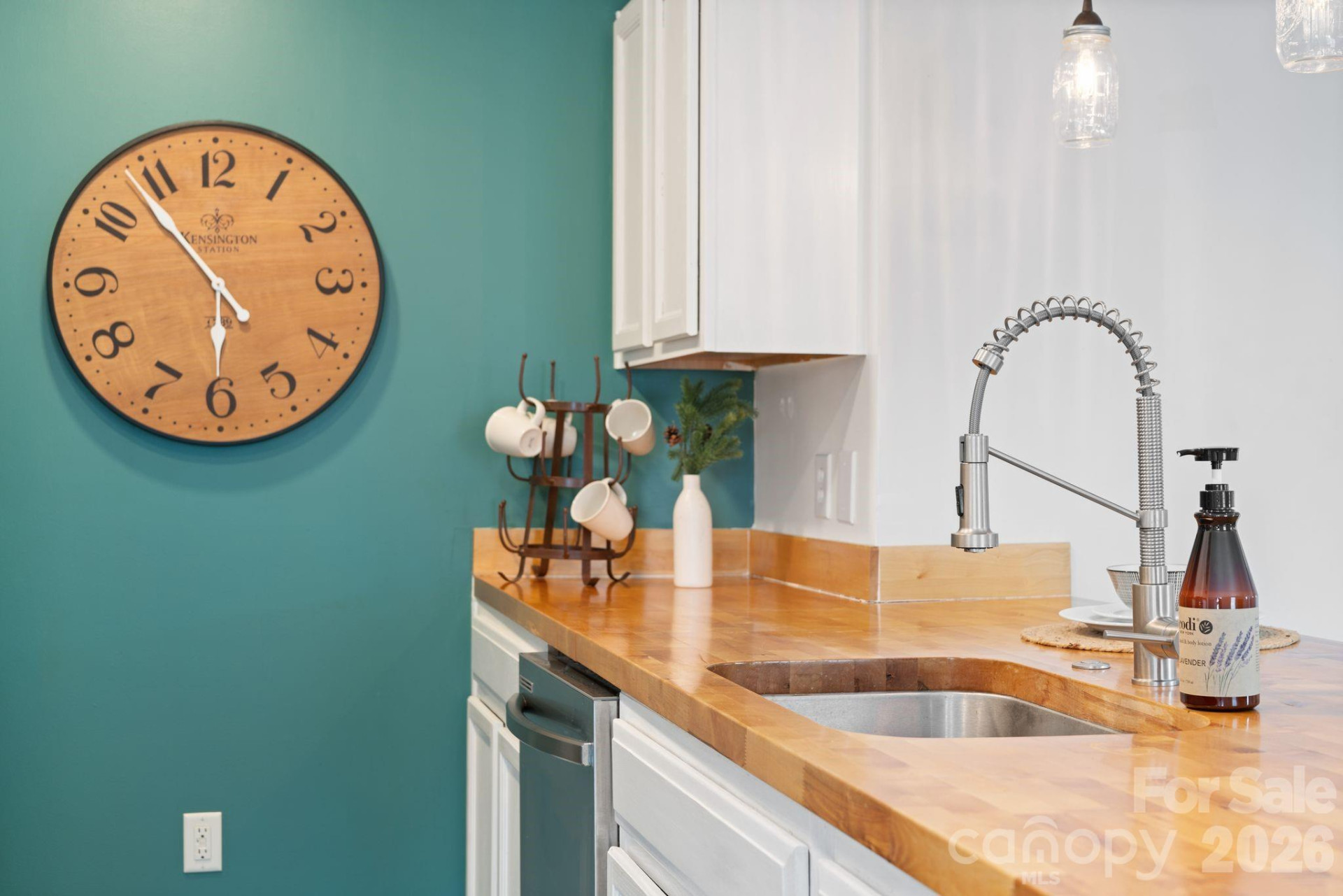 40 Foxden Drive #204 - Photo 4