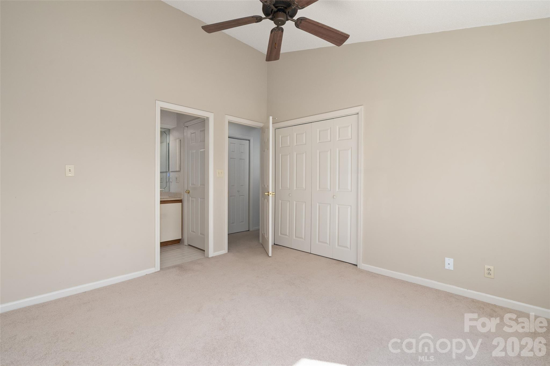 100 Meadowind Court - Photo 18