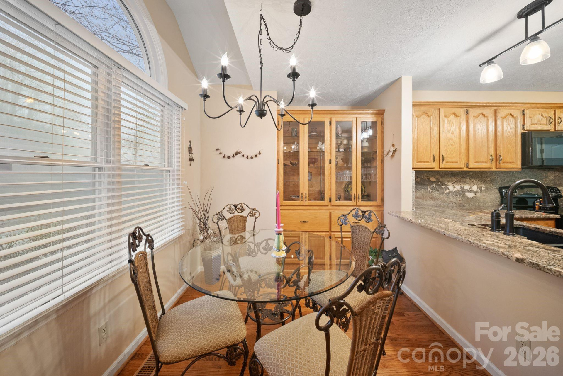 5 Governors Drive - Photo 17