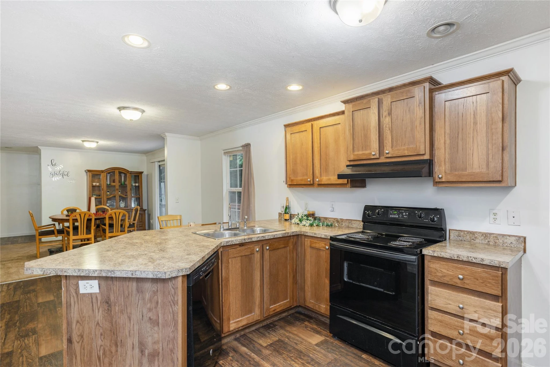 346 Adell Drive - Photo 3