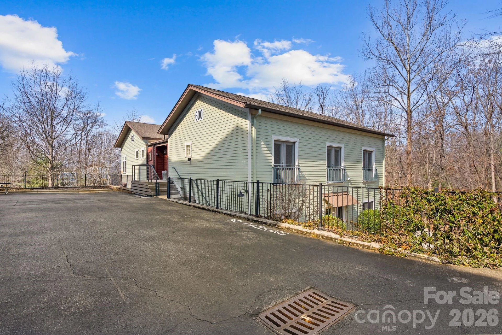 600 Skyloft Drive #202