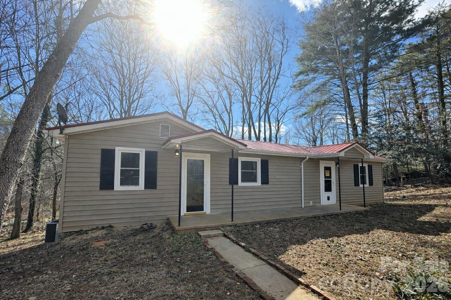 295 Moore Drive - Photo 2