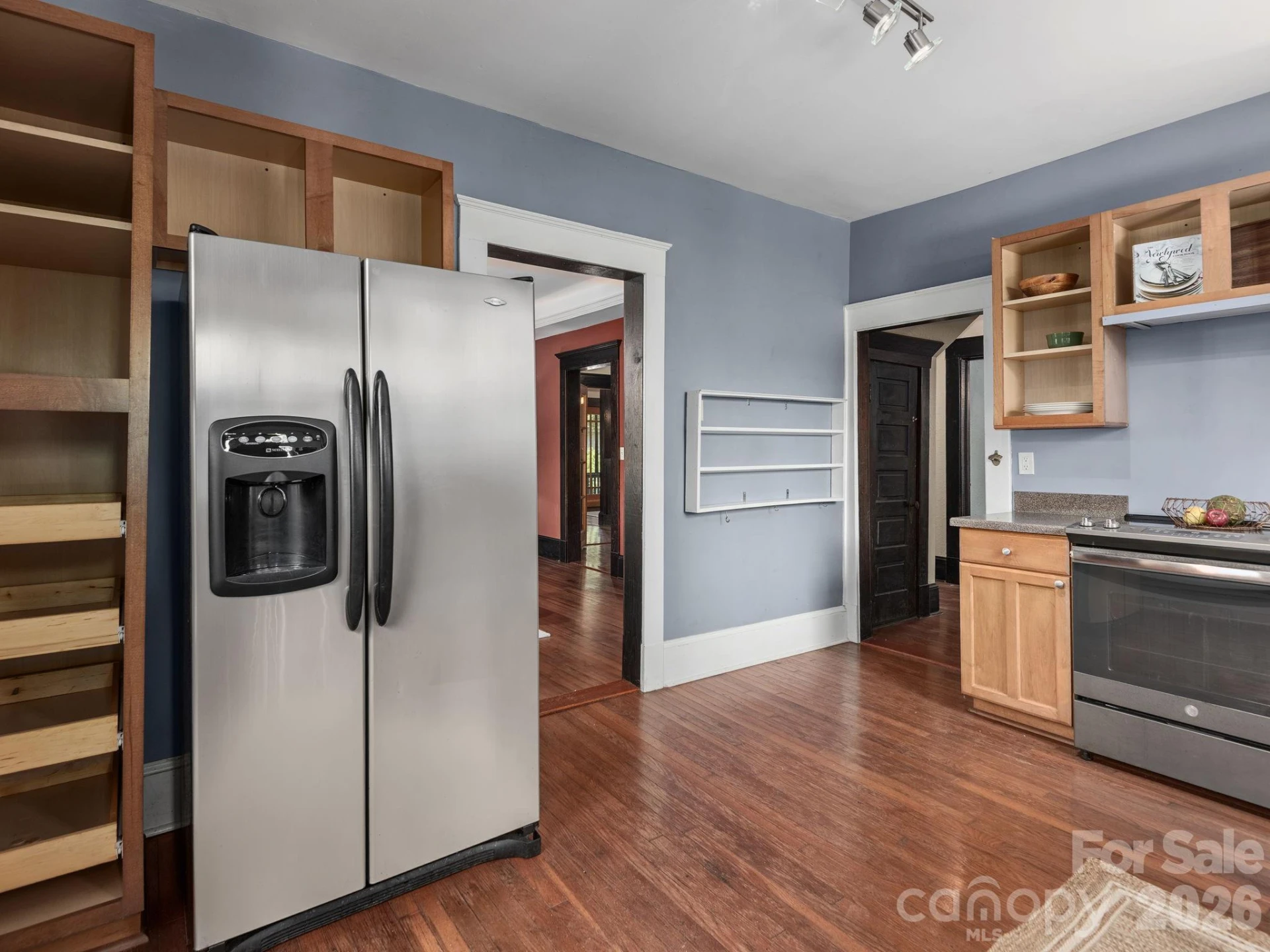 15 Hillside Street - Photo 16