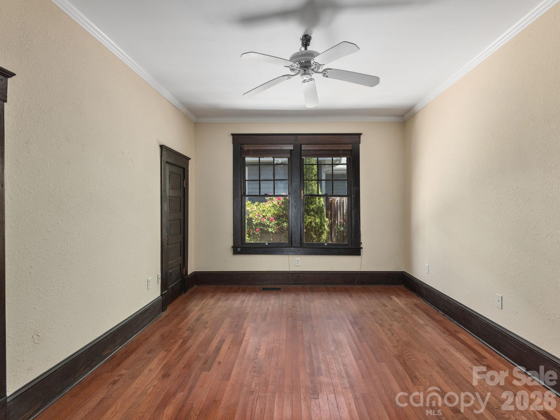 15 Hillside Street - Photo 22