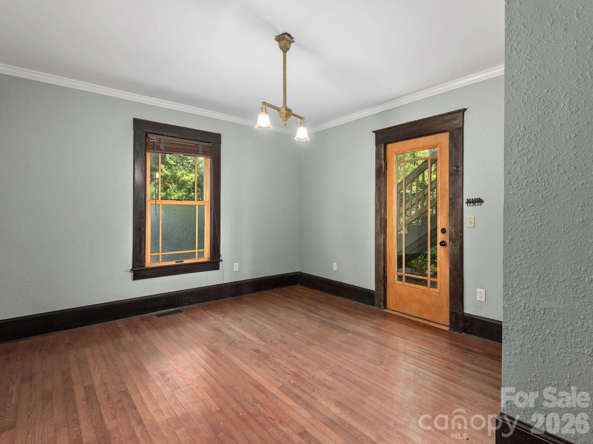 15 Hillside Street - Photo 24