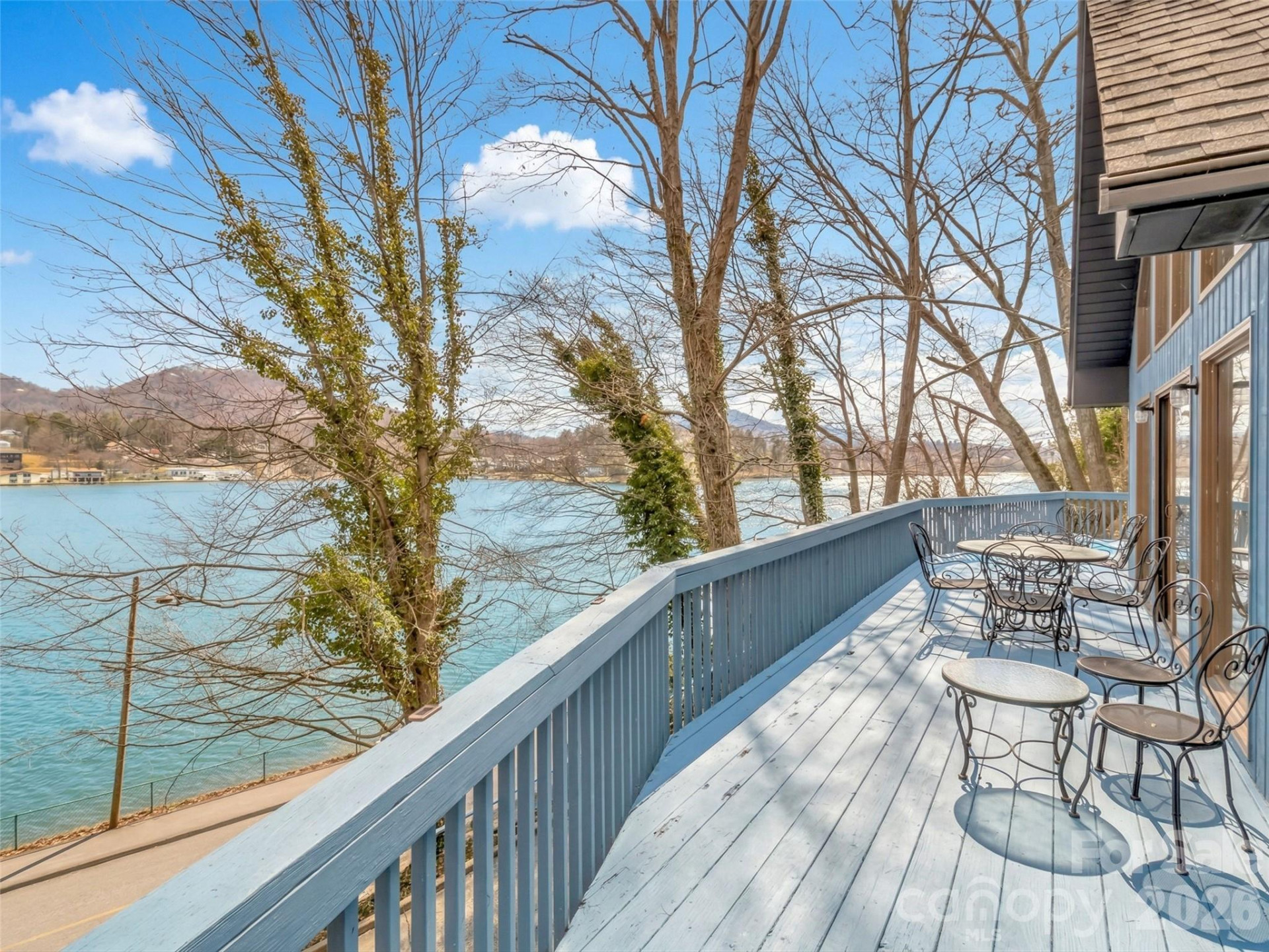 2445 Lakeshore Drive - Photo 29