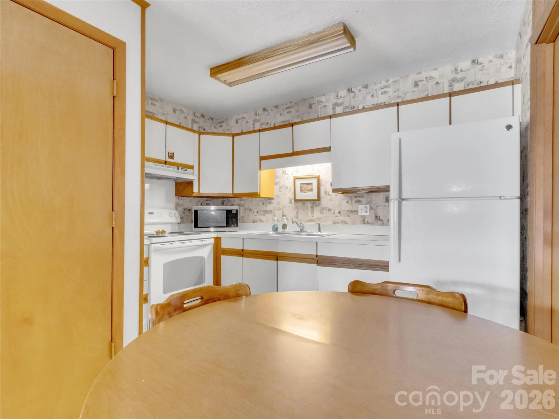 2445 Lakeshore Drive - Photo 39