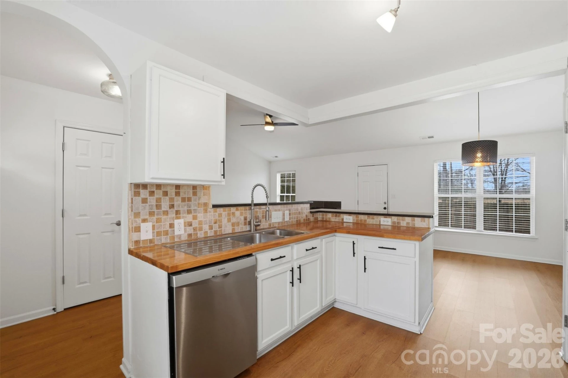 4109 Parkdale Drive - Photo 4