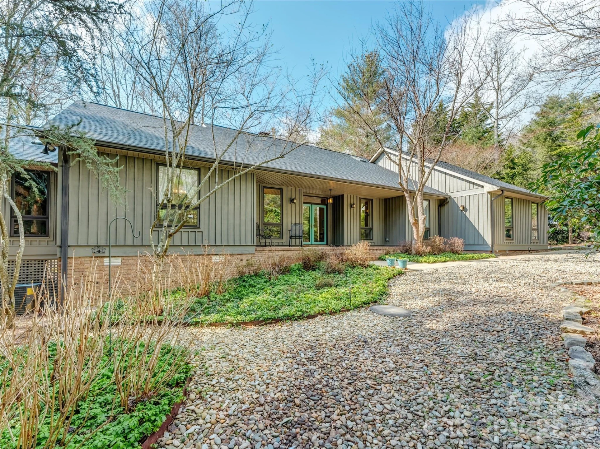 203 Heathcote Road - Photo 2