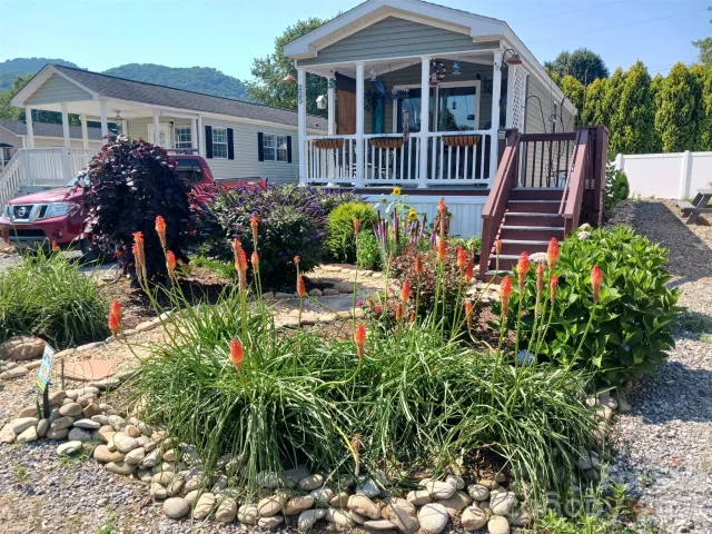 225 Pike Point