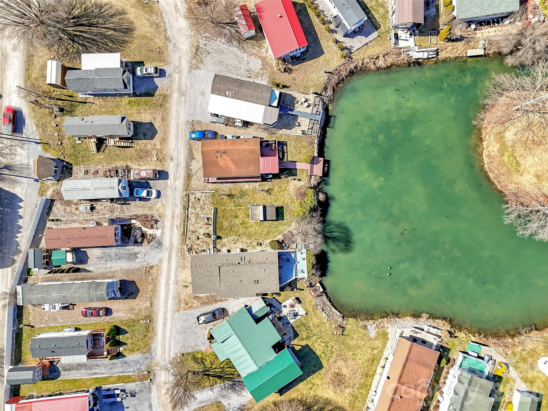 225 Pike Point - Photo 32