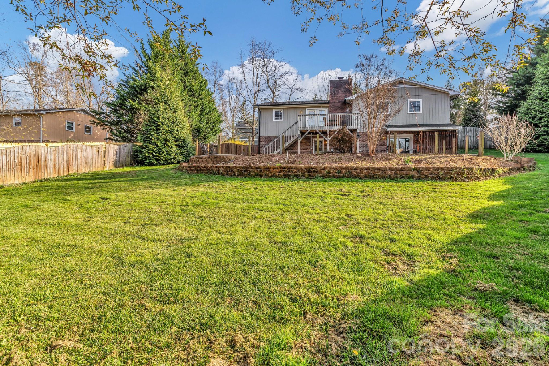 1 Oak Lane - Photo 2