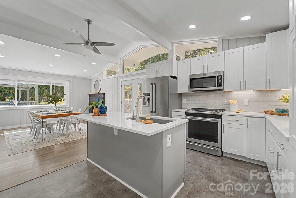 240 North Country Club Drive - Photo 11