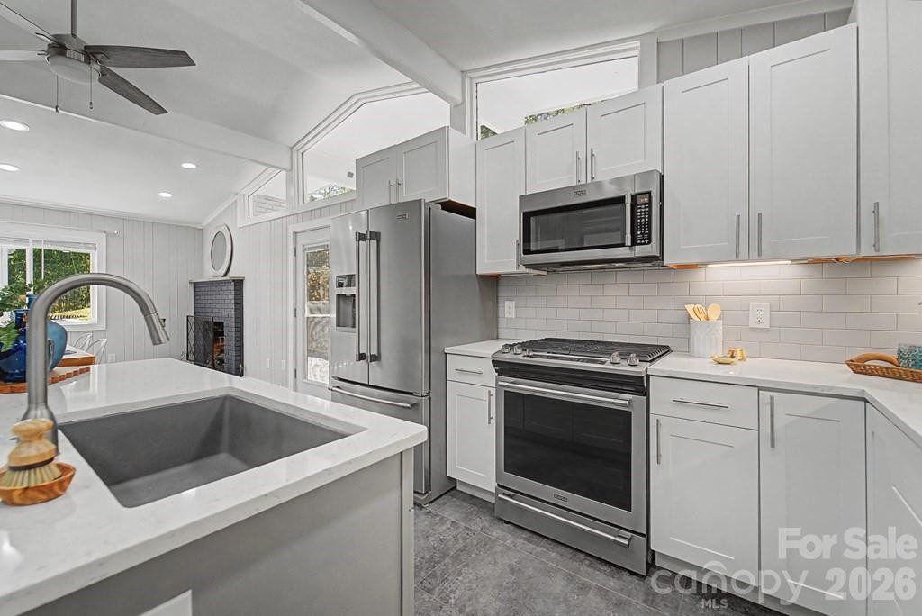 240 North Country Club Drive - Photo 12