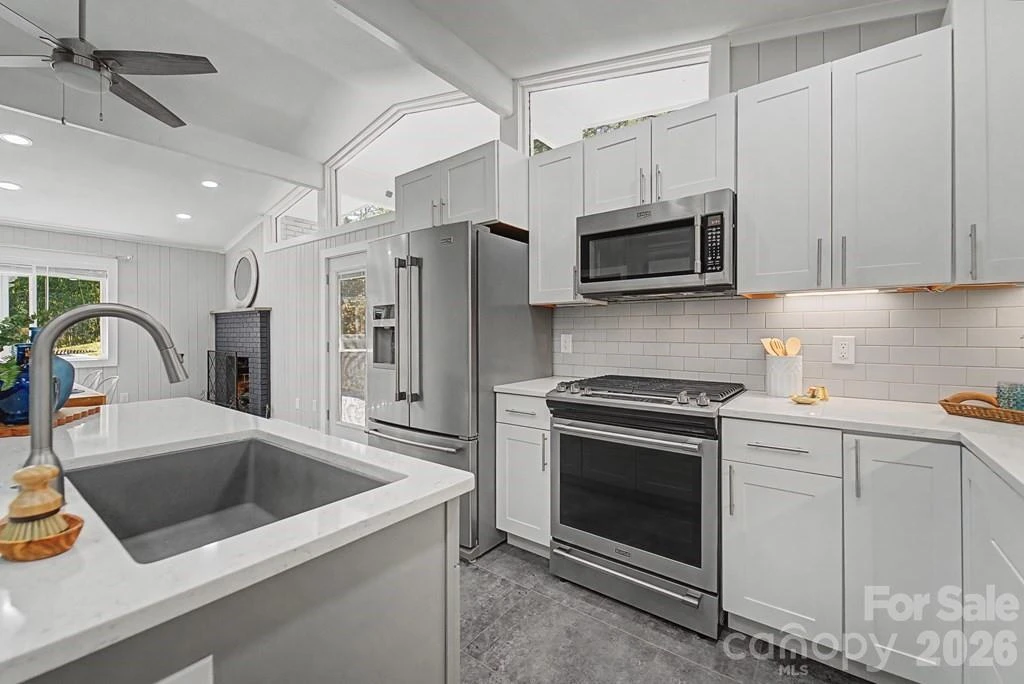 240 North Country Club Drive - Photo 12