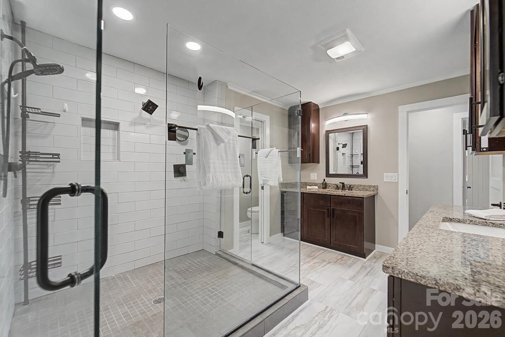 240 North Country Club Drive - Photo 27