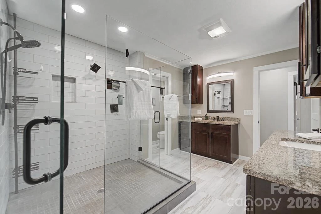 240 North Country Club Drive - Photo 27