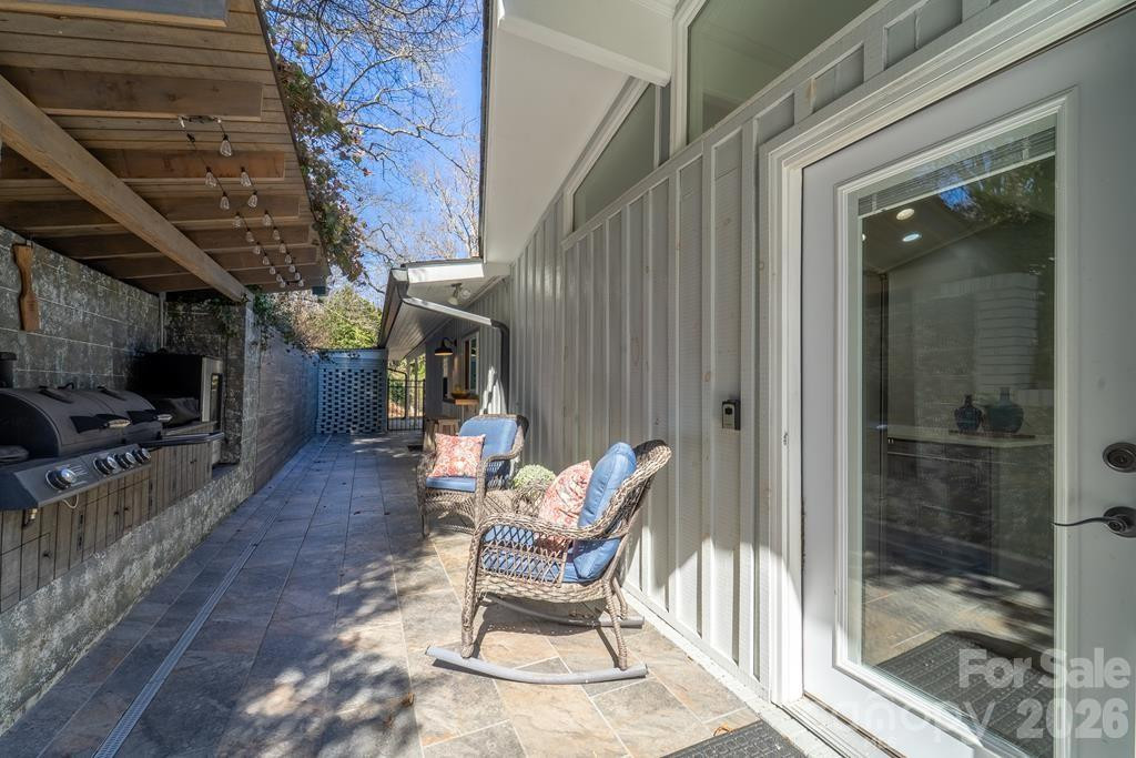 240 North Country Club Drive - Photo 34