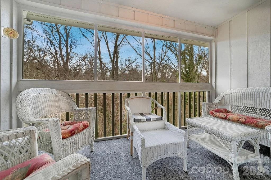 1904 Abbey Circle - Photo 20