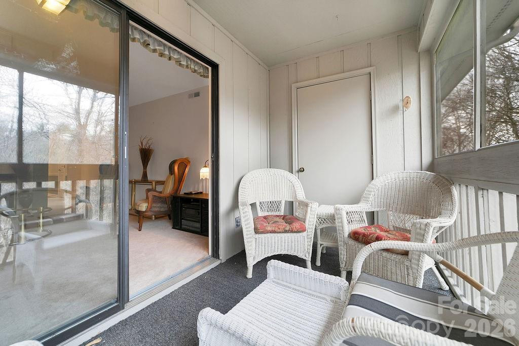 1904 Abbey Circle - Photo 21