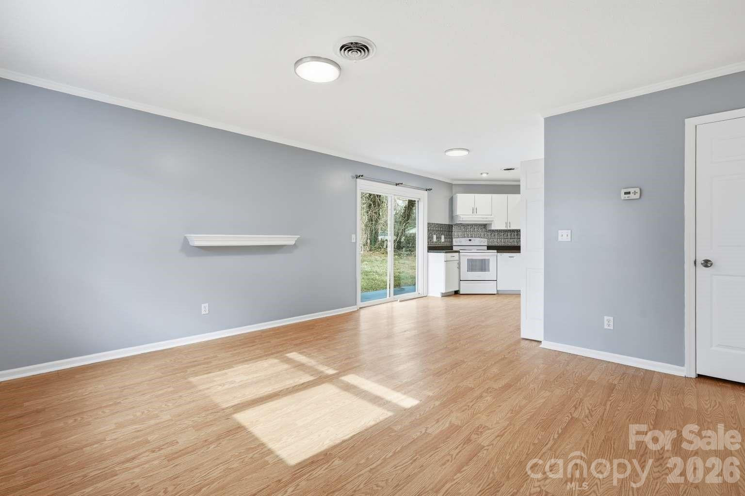 714 Farmington Circle - Photo 6