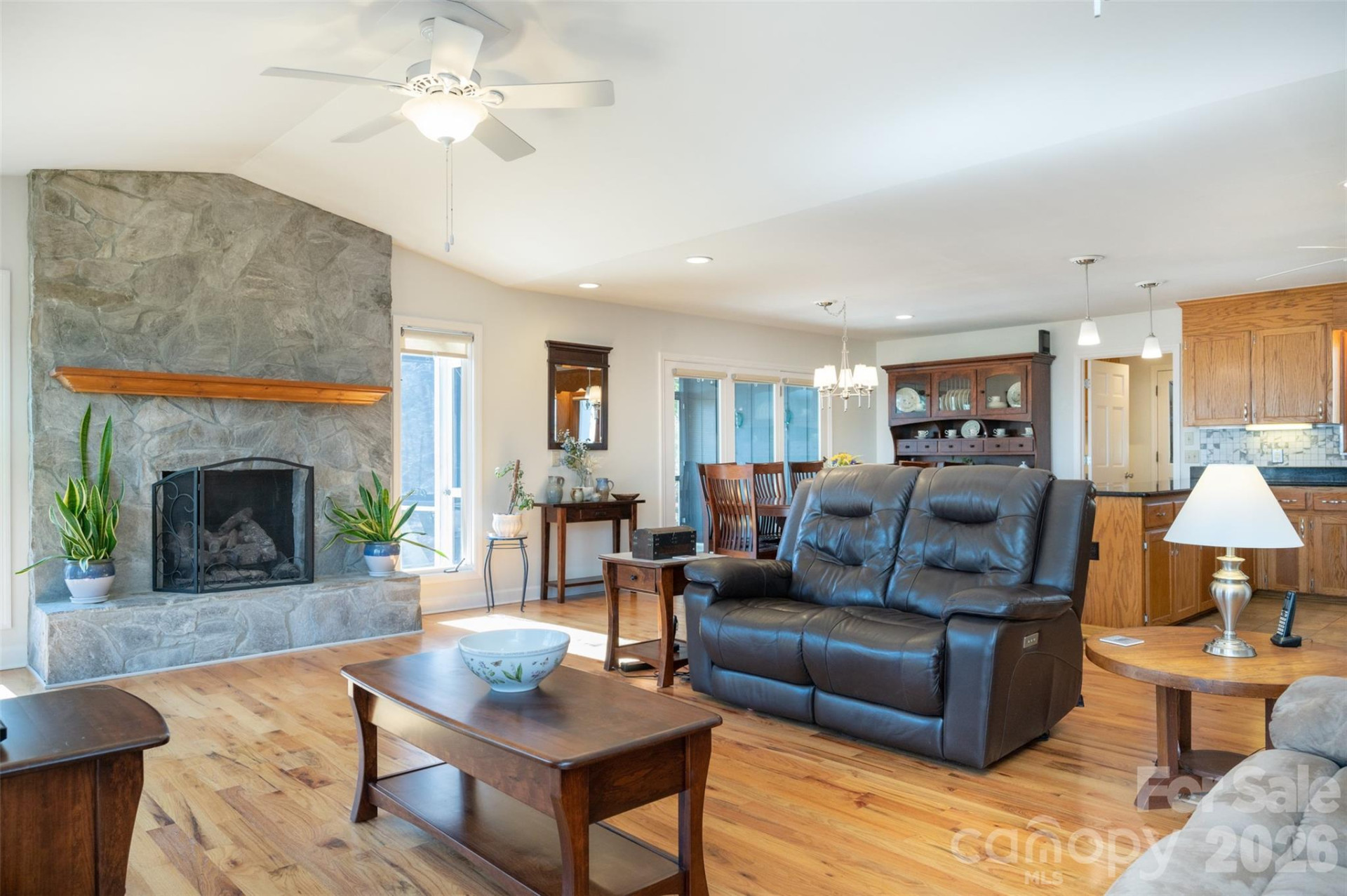 344 Hague Drive - Photo 7