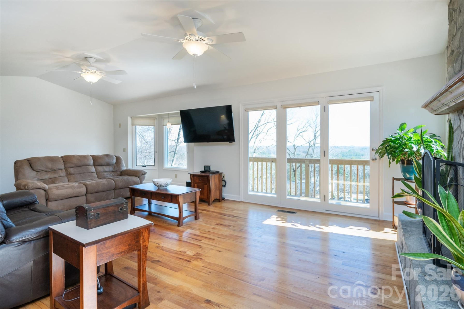 344 Hague Drive - Photo 8