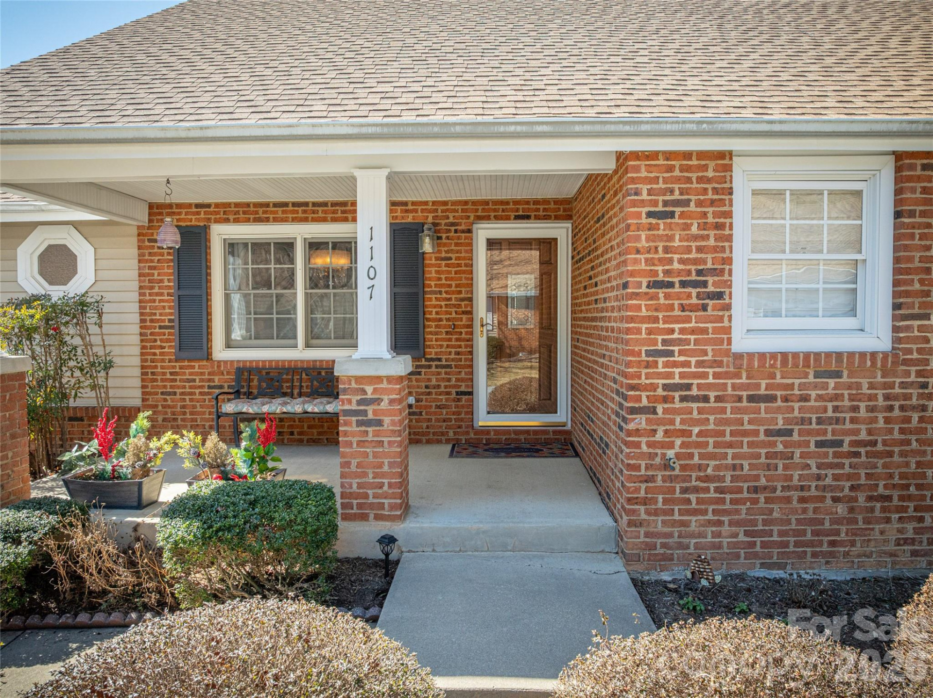 1107 Citation Circle - Photo 4