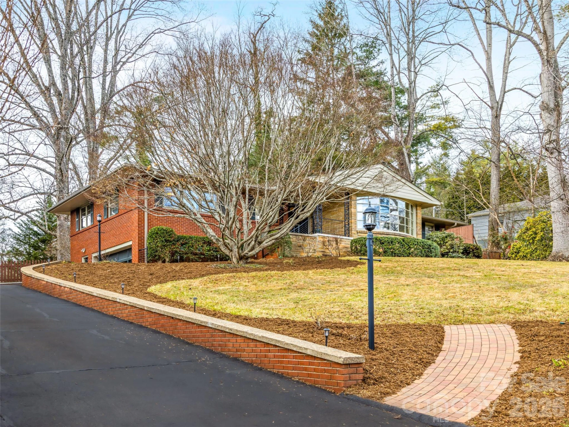 8 Oak Forest Drive - Photo 2