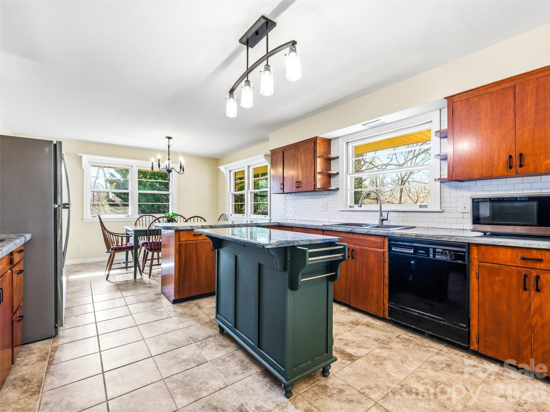 8 Oak Forest Drive - Photo 16