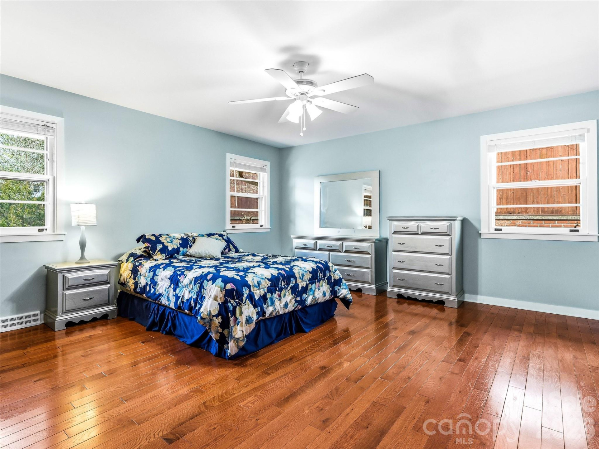 8 Oak Forest Drive - Photo 24