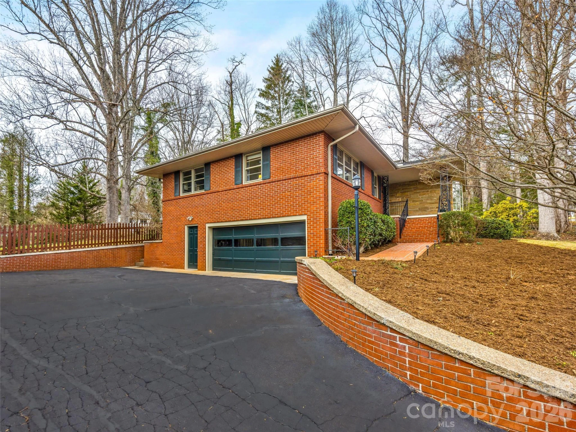 8 Oak Forest Drive - Photo 4