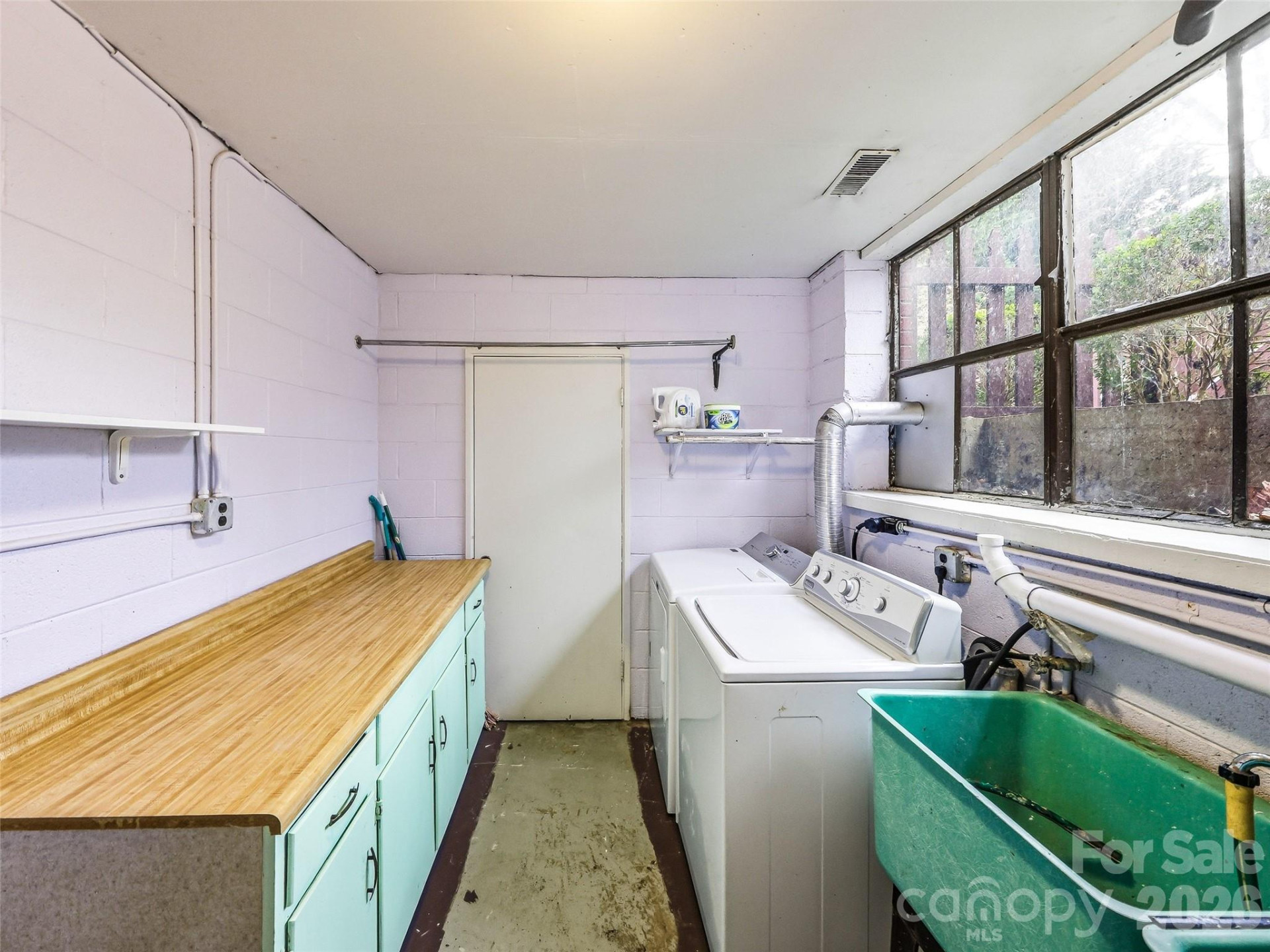 8 Oak Forest Drive - Photo 33