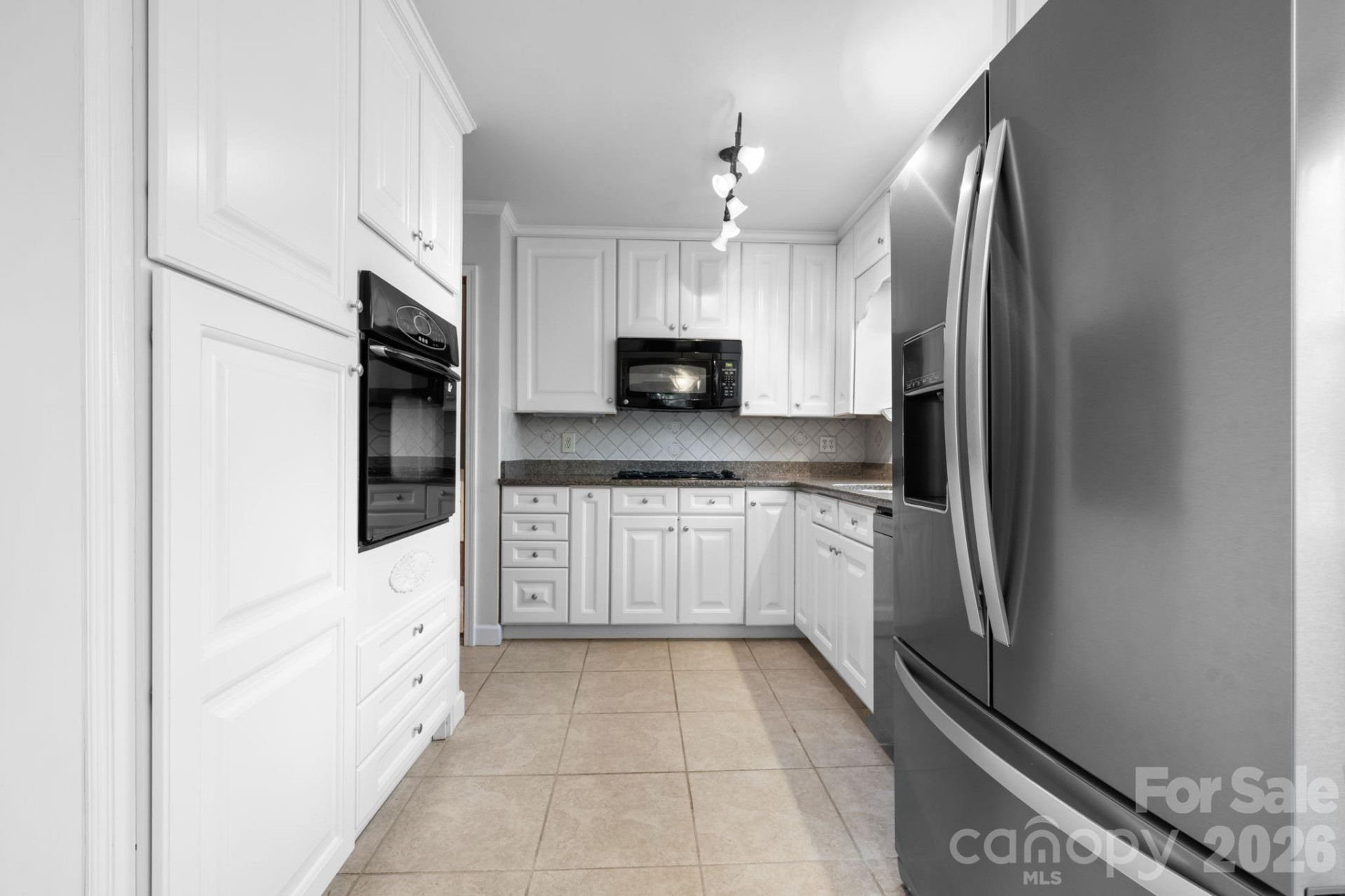 142 Pearson Drive - Photo 10