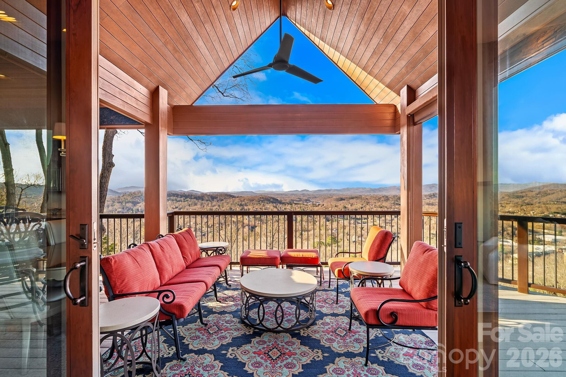 29 South Point Drive - Photo 15