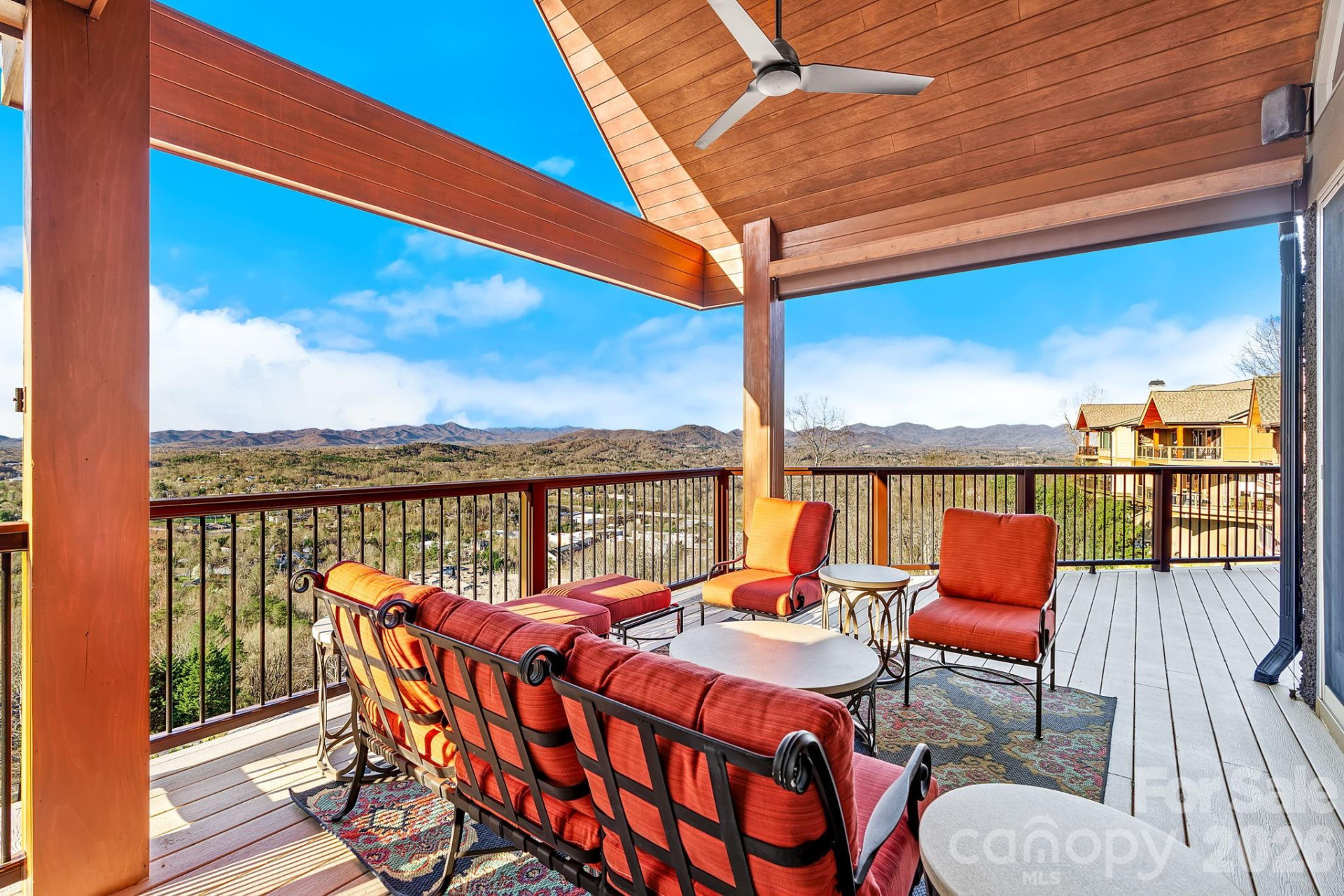 29 South Point Drive - Photo 36