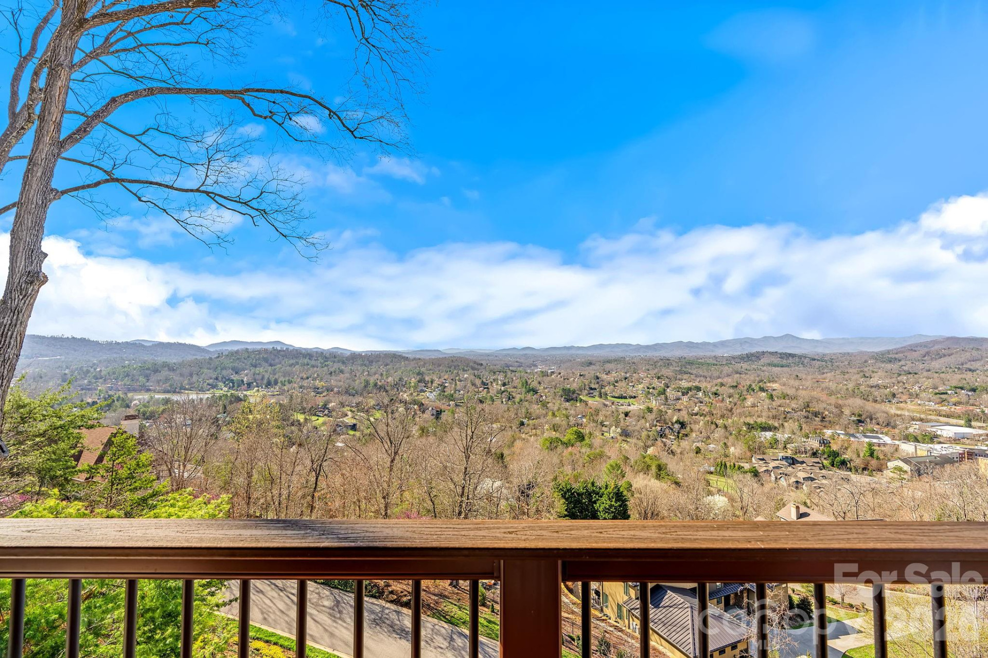 29 South Point Drive - Photo 40